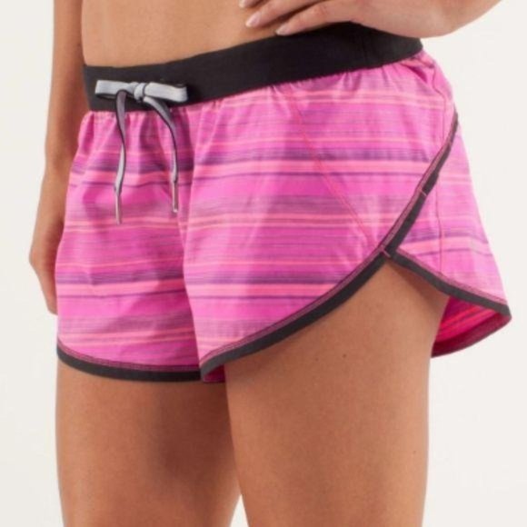 lululemon athletica Pants - Lululemon Pink Striped Run Roll Down Shorts Size 4